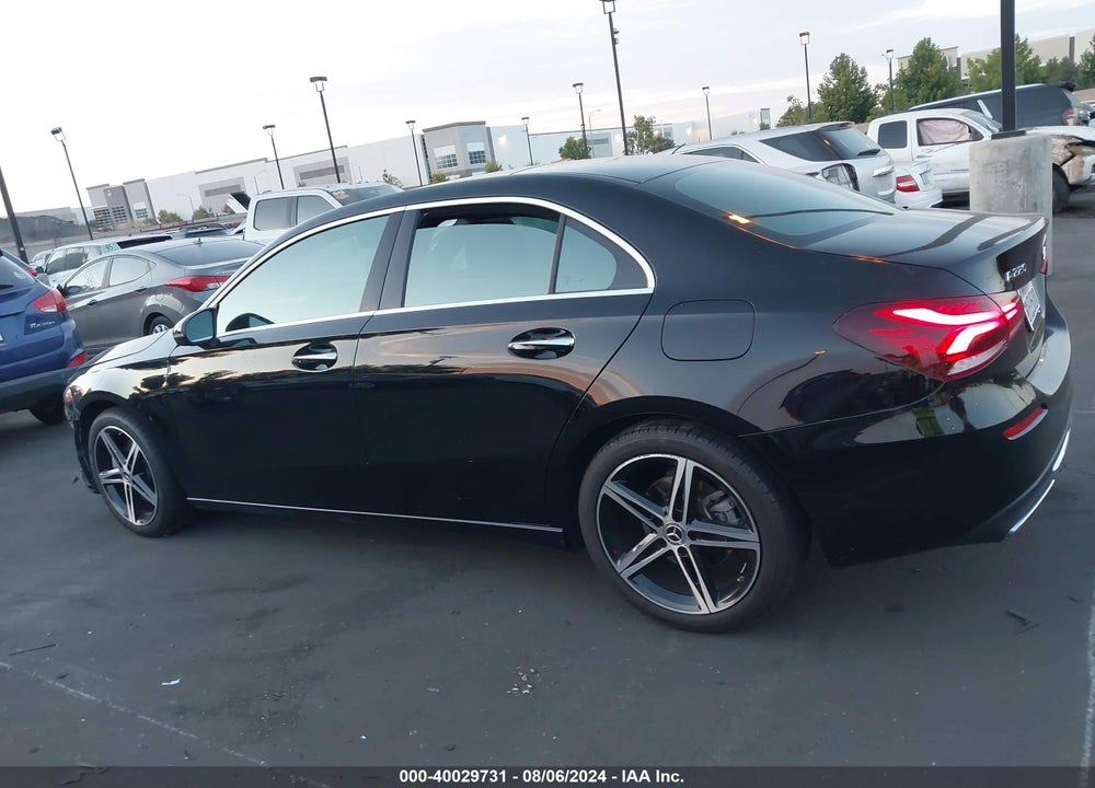2019 MERCEDES-BENZ A 220 VIN: WDD3G4EB6KW021841