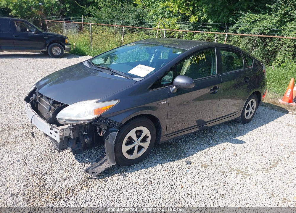 2013 TOYOTA PRIUS TWO VIN: JTDKN3DU7D1643213