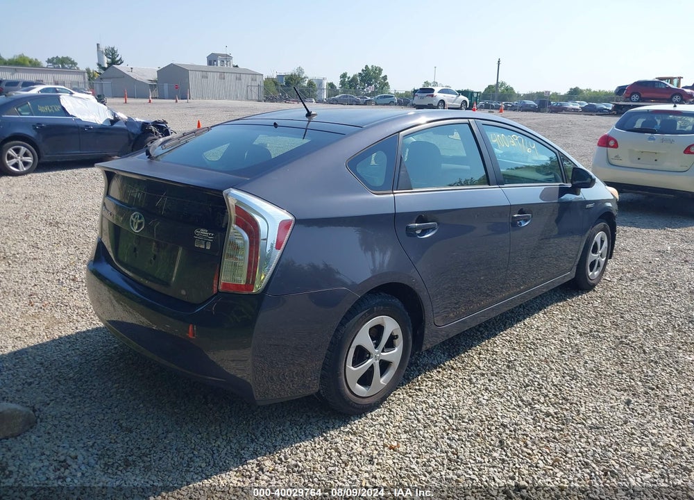 2013 TOYOTA PRIUS TWO VIN: JTDKN3DU7D1643213