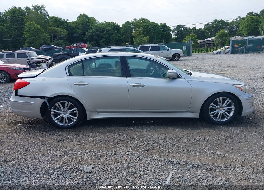 2013 HYUNDAI GENESIS 3.8 VIN: KMHGC4DD5DU256672