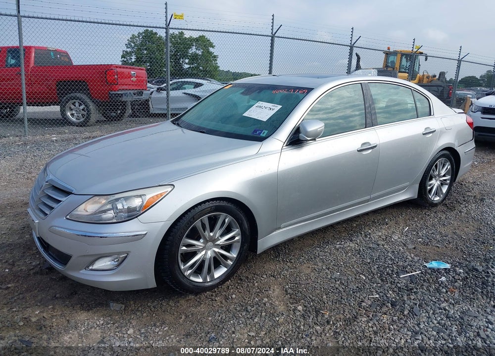 2013 HYUNDAI GENESIS 3.8 VIN: KMHGC4DD5DU256672