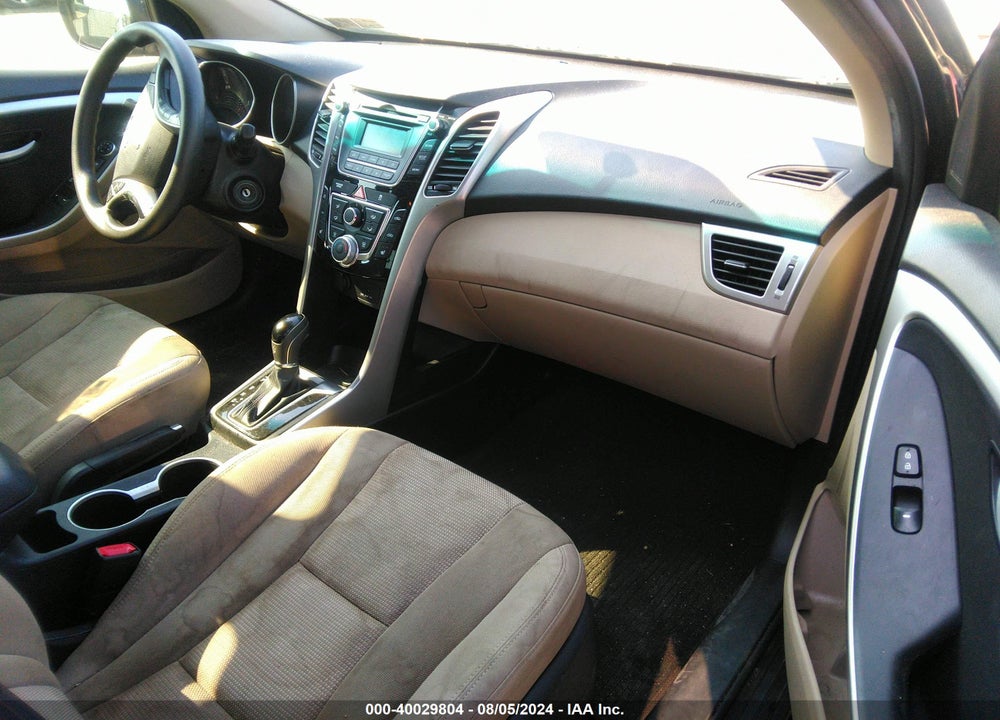 2014 HYUNDAI ELANTRA GT VIN: KMHD35LH9EU204511