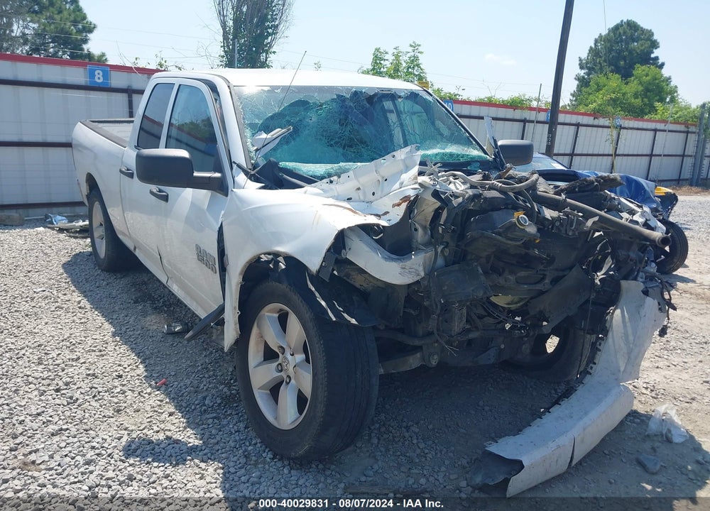 2015 RAM 1500 VIN: 1C6RR6FT4FS613082