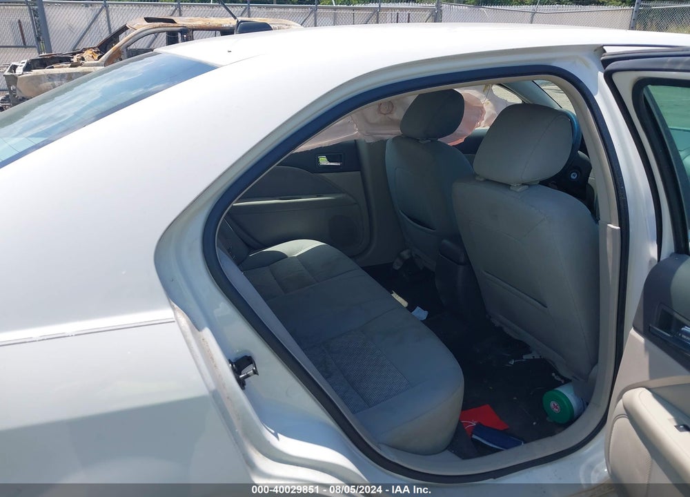 2011 FORD FUSION SE VIN: 3FAHP0HA3BR180076