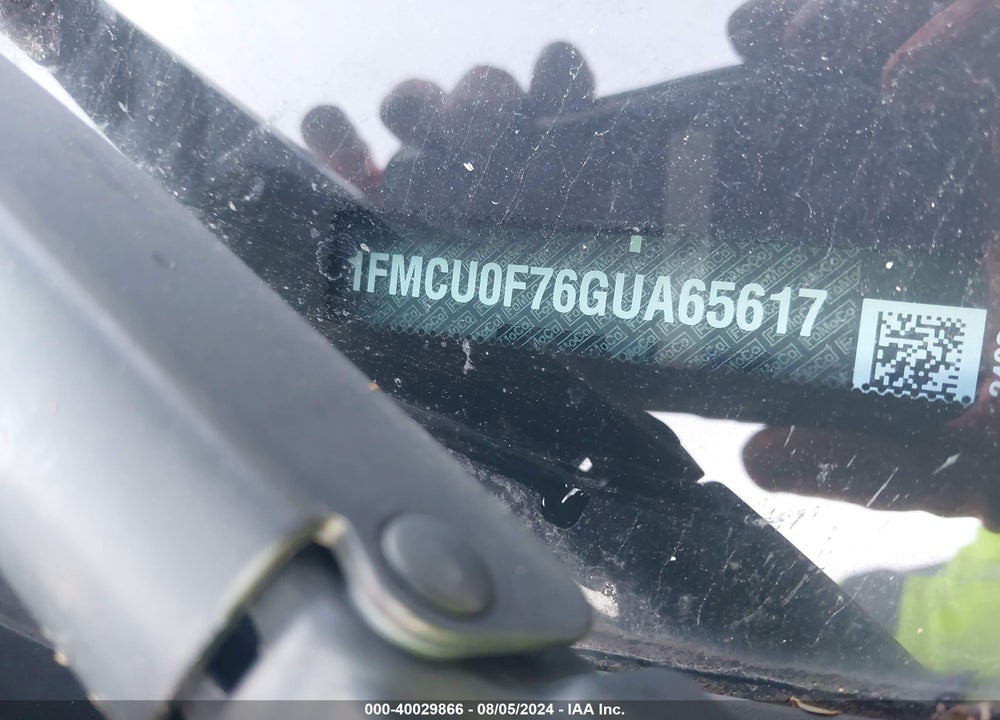 2016 FORD ESCAPE VIN: 1FMCU0F76GUA65617