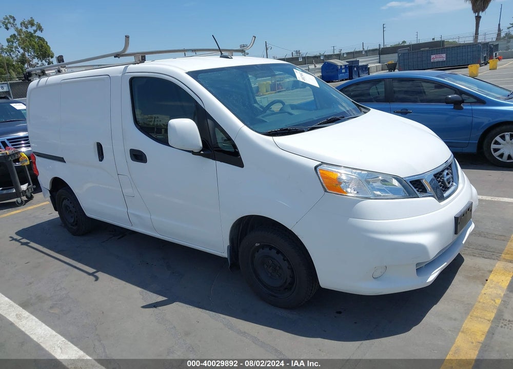 2017 NISSAN NV200 SV VIN: 3N6CM0KN0HK721396