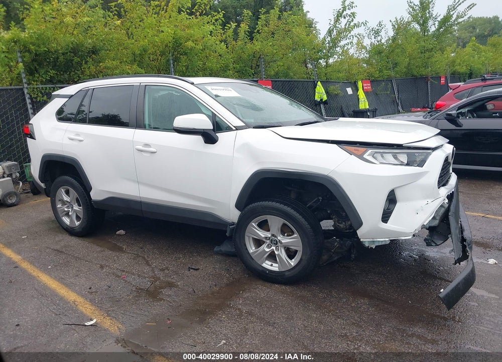 2021 TOYOTA RAV4 XLE VIN: 2T3P1RFV6MC146330