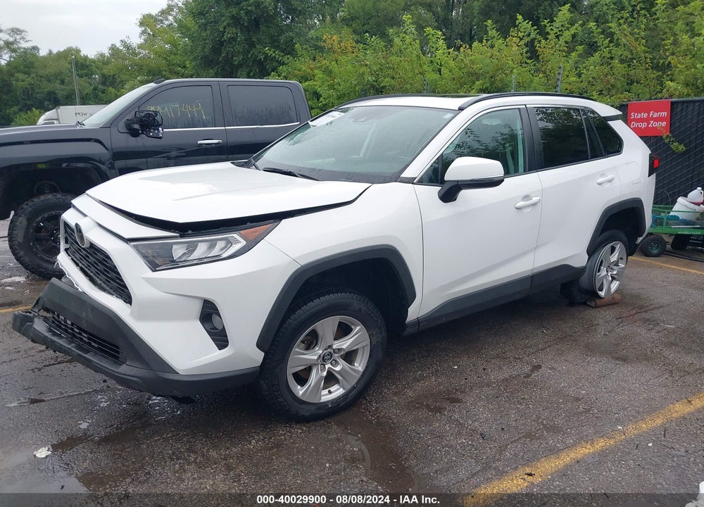 2021 TOYOTA RAV4 XLE VIN: 2T3P1RFV6MC146330