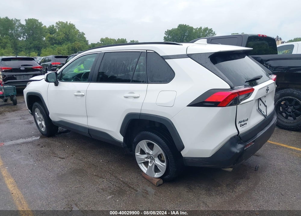 2021 TOYOTA RAV4 XLE VIN: 2T3P1RFV6MC146330