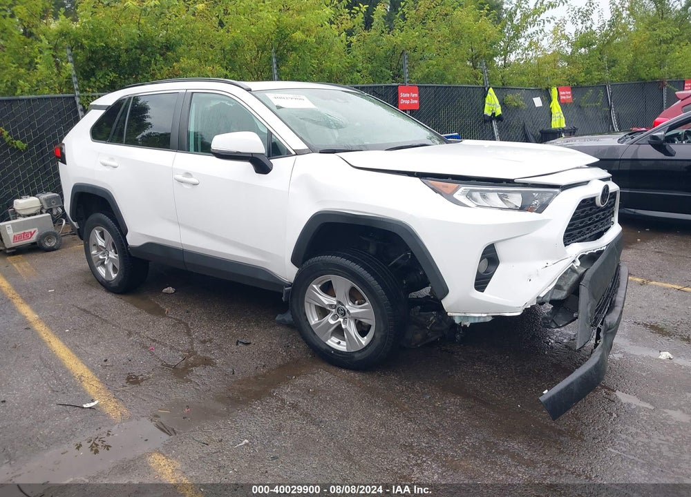2021 TOYOTA RAV4 XLE VIN: 2T3P1RFV6MC146330