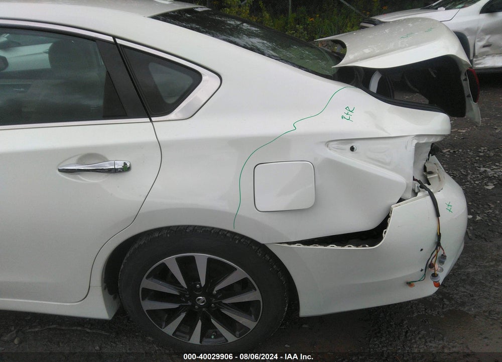 2018 NISSAN ALTIMA 2.5 S/2.5 SL/2.5 SR/2.5 SV VIN: 1N4AL3AP1JC116810