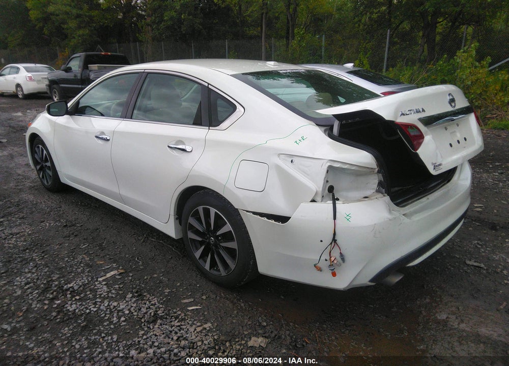 2018 NISSAN ALTIMA 2.5 S/2.5 SL/2.5 SR/2.5 SV VIN: 1N4AL3AP1JC116810
