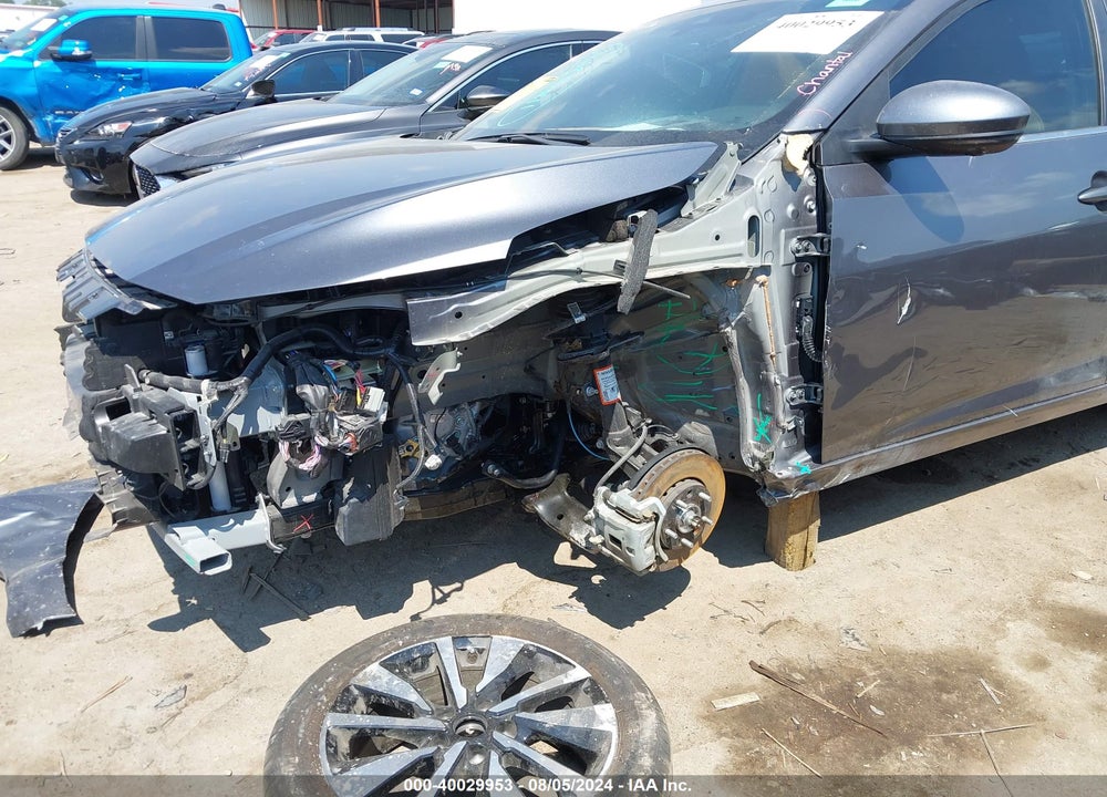 2024 NISSAN SENTRA SV XTRONIC CVT VIN: 3N1AB8CV9RY209585