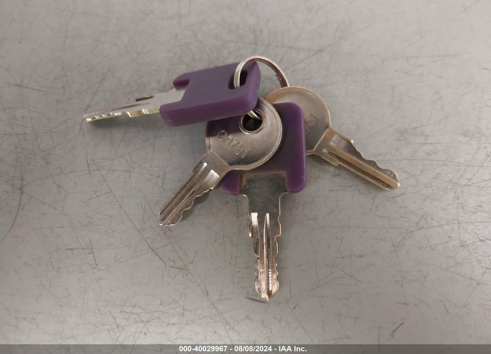 2018 KEYS HIDEOUT VIN: 4YDT17812JW243319