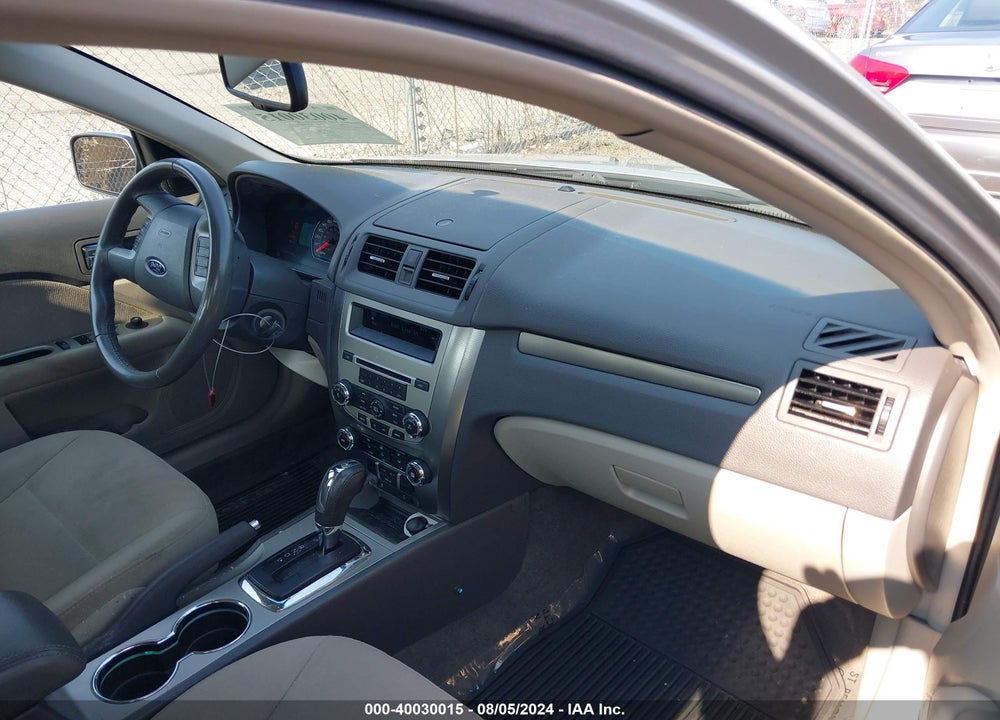 2010 FORD FUSION HYBRID VIN: 3FADP0L32AR392070