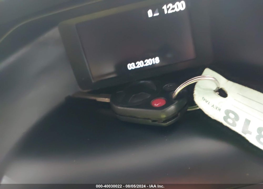2018 FORD FOCUS SE VIN: 1FADP3K26JL316540