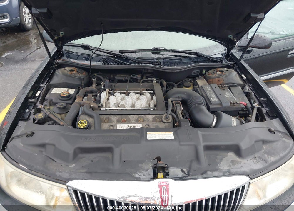 2000 LINCOLN CONTINENTAL VIN: 1LNHM97V4YY766982