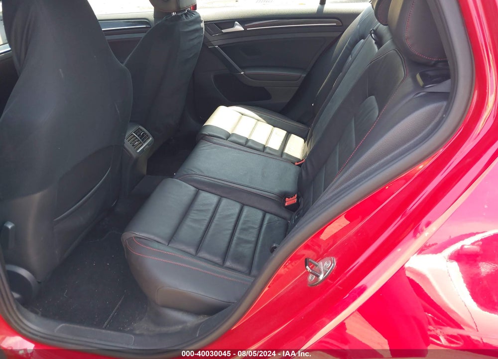 2015 VOLKSWAGEN GOLF GTI 2.0T SE 4-DOOR VIN: 3VW4T7AU8FM009048