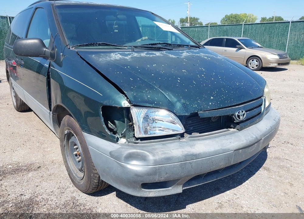 2002 TOYOTA SIENNA CE VIN: 4T3ZF19C02U503311