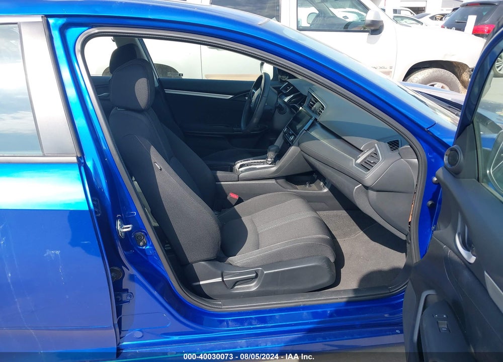 2018 HONDA CIVIC EX VIN: 2HGFC2F76JH588468
