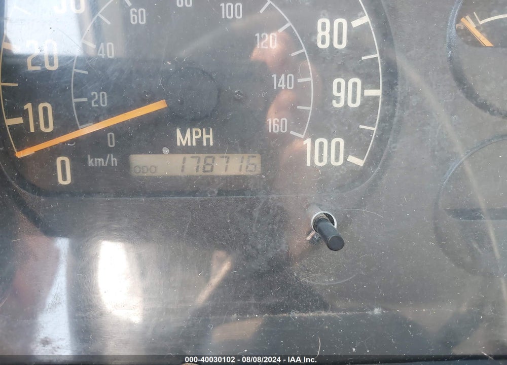 2003 GMC W4S042 14500 GVWR DSL REG VIN: J8DC4B14237006827