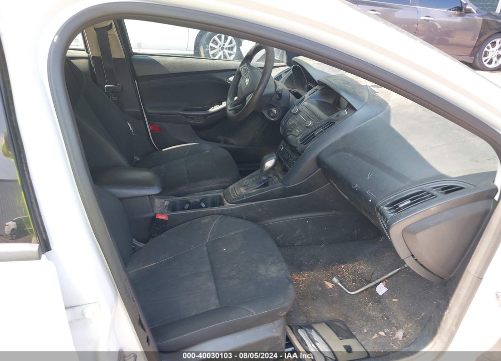 2018 FORD FOCUS SE VIN: 1FADP3K21JL316543