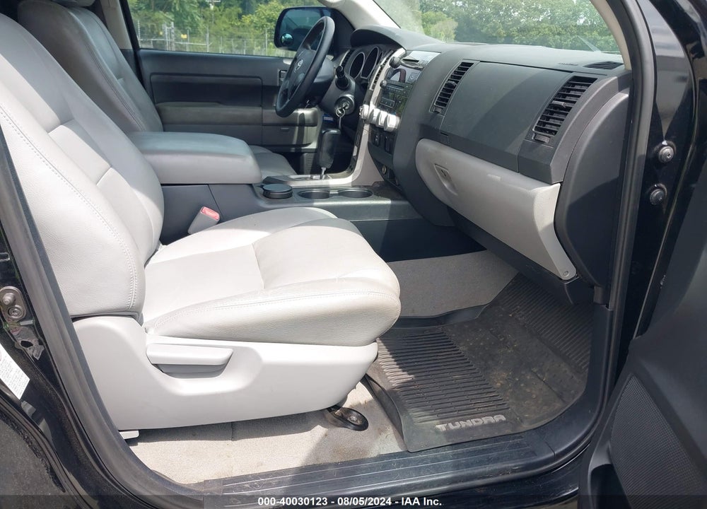 2010 TOYOTA TUNDRA GRADE 5.7L V8 VIN: 5TFUW5F19AX125228