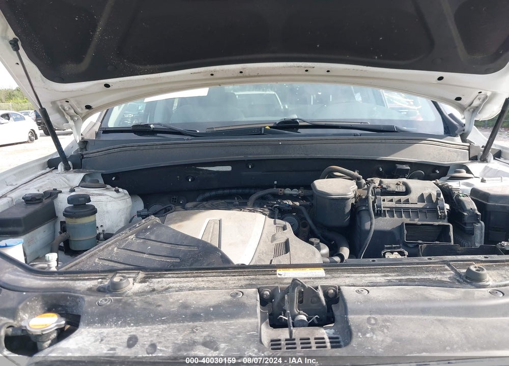 2011 HYUNDAI SANTA FE SE VIN: 5XYZHDAG8BG030069