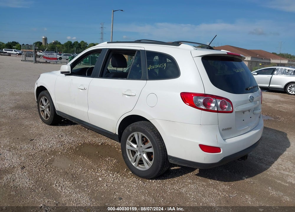 2011 HYUNDAI SANTA FE SE VIN: 5XYZHDAG8BG030069