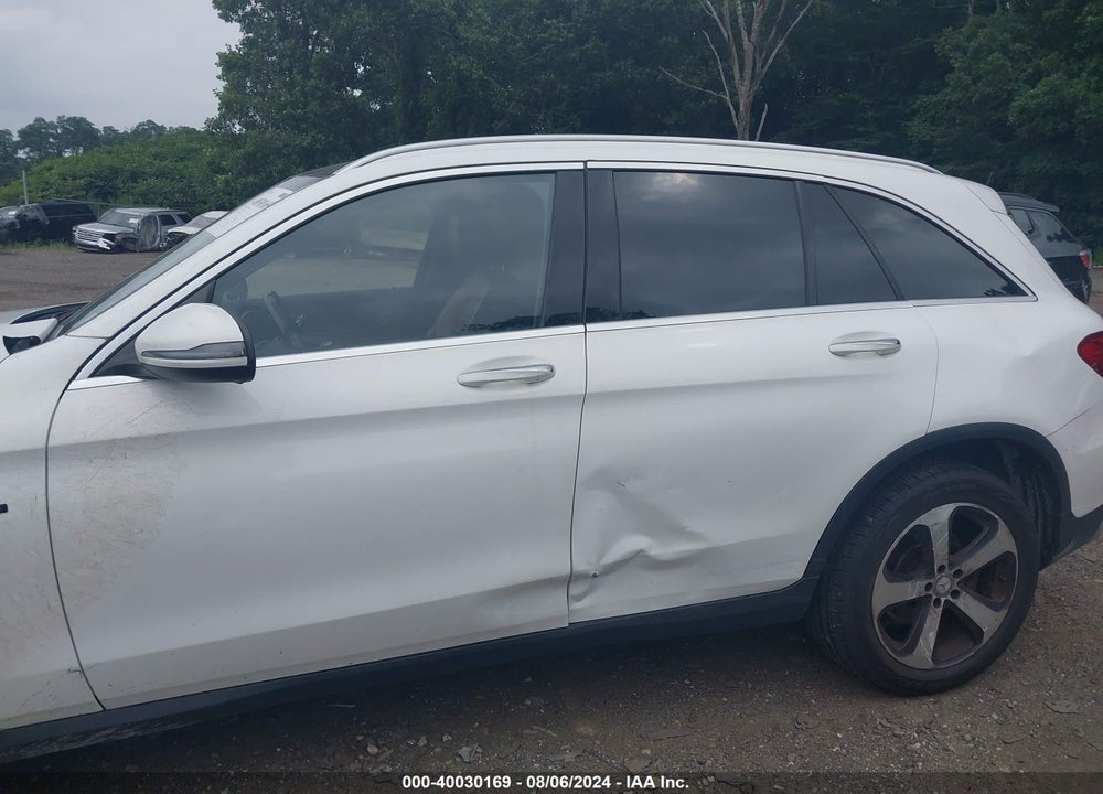 2016 MERCEDES-BENZ GLC VIN: WDC0G4KB3GF053066