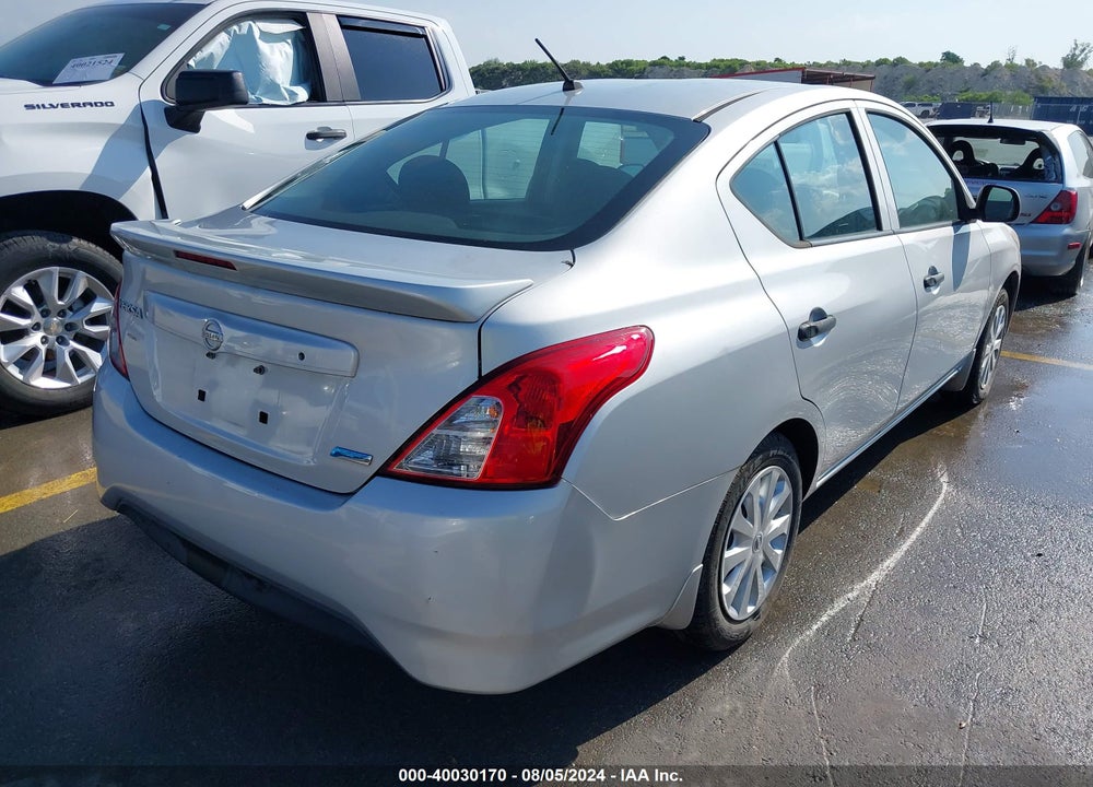 2015 NISSAN VERSA 1.6 S+ VIN: 3N1CN7AP2FL943086