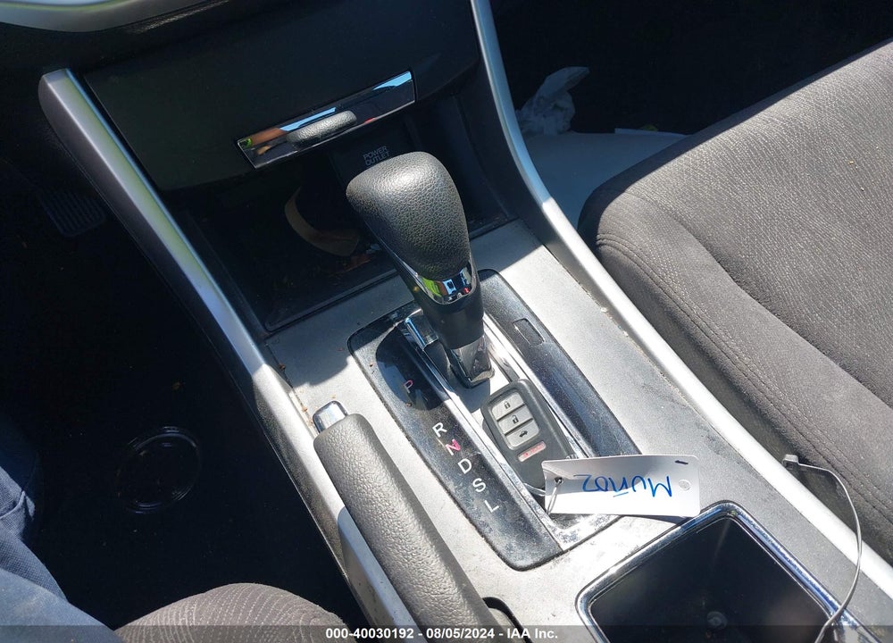 2015 HONDA ACCORD EX VIN: 1HGCR2F78FA159257