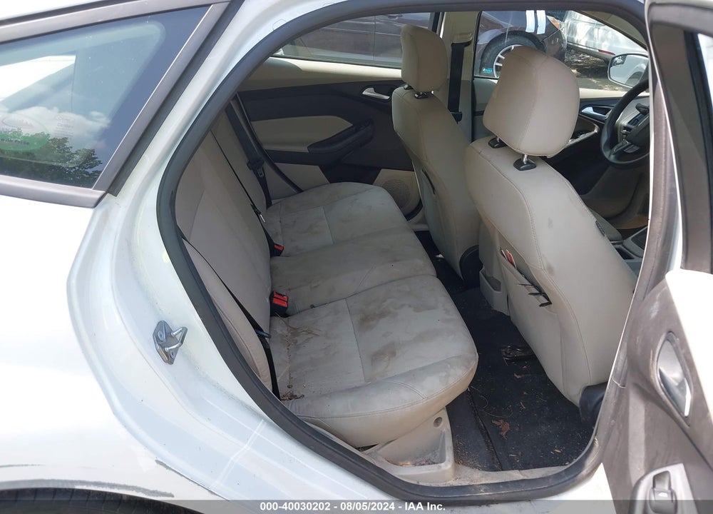 2017 FORD FOCUS SE VIN: 1FADP3K25HL317625