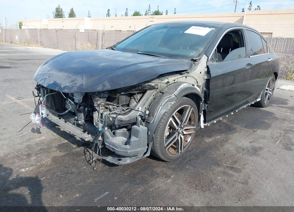 2017 HONDA ACCORD VIN: 1HGCR2F56HA170520