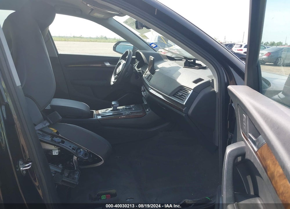 2019 AUDI Q5 45 PREMIUM VIN: WA1ANAFY1K2124529