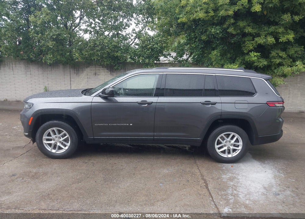 2023 JEEP GRAND CHEROKEE L LAREDO 4X4 VIN: 1C4RJKAG2P8881811