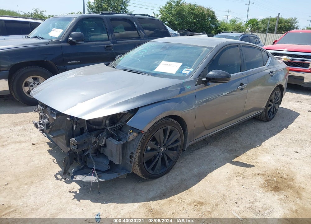 2022 NISSAN ALTIMA SR FWD VIN: 1N4BL4CV1NN380299