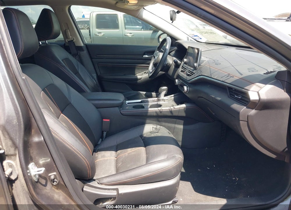 2022 NISSAN ALTIMA SR FWD VIN: 1N4BL4CV1NN380299