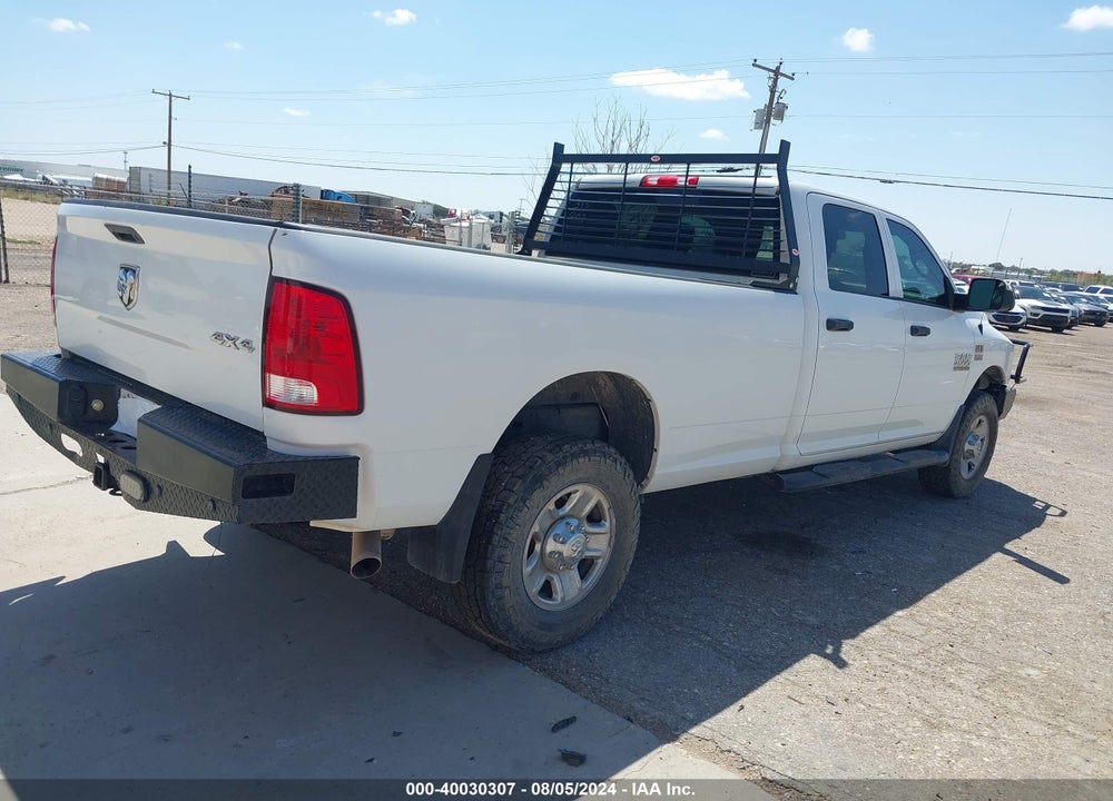 2018 RAM 2500 TRADESMAN 4X4 8' BOX VIN: 3C6UR5HJ9JG313408