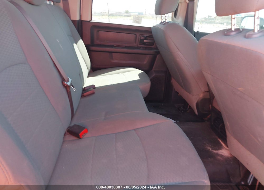 2018 RAM 2500 TRADESMAN 4X4 8' BOX VIN: 3C6UR5HJ9JG313408