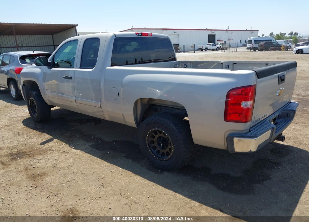 2007 CHEVROLET SILVERADO 1500 VIN: 1GCEK19017E500531