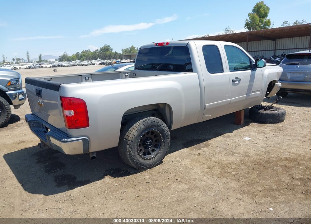 2007 CHEVROLET SILVERADO 1500 VIN: 1GCEK19017E500531