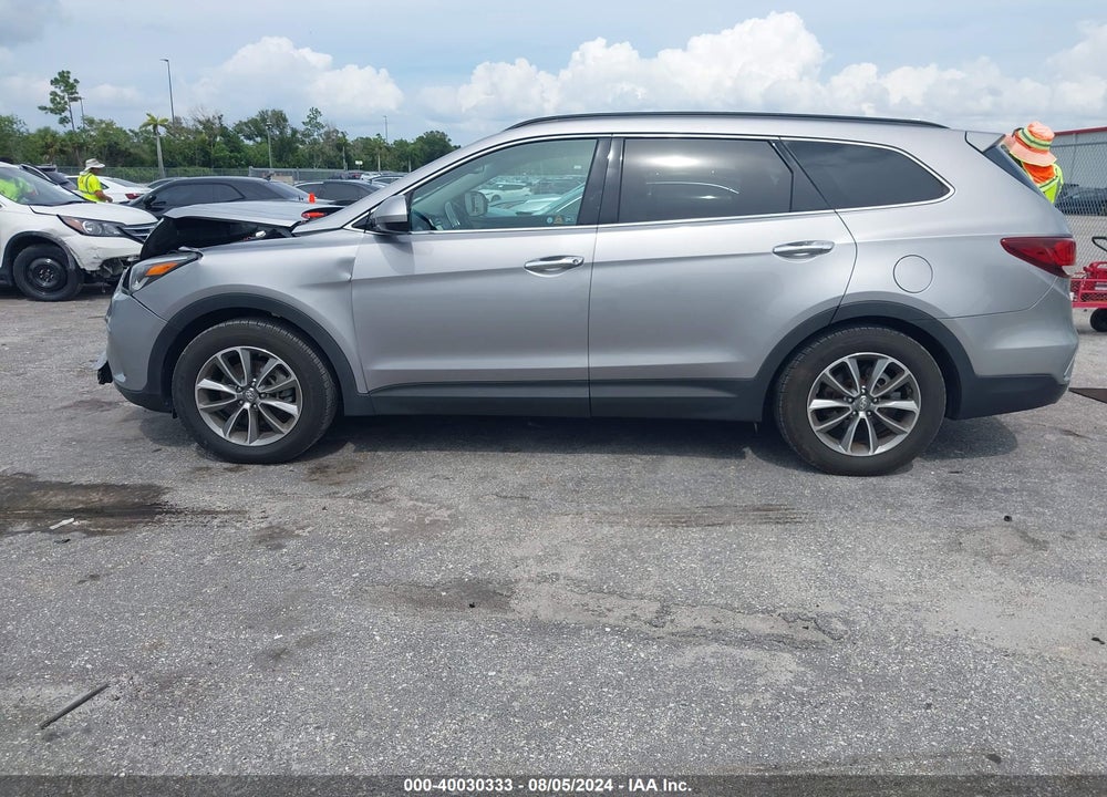 2018 HYUNDAI SANTA FE SE VIN: KM8SM4HF4JU273638