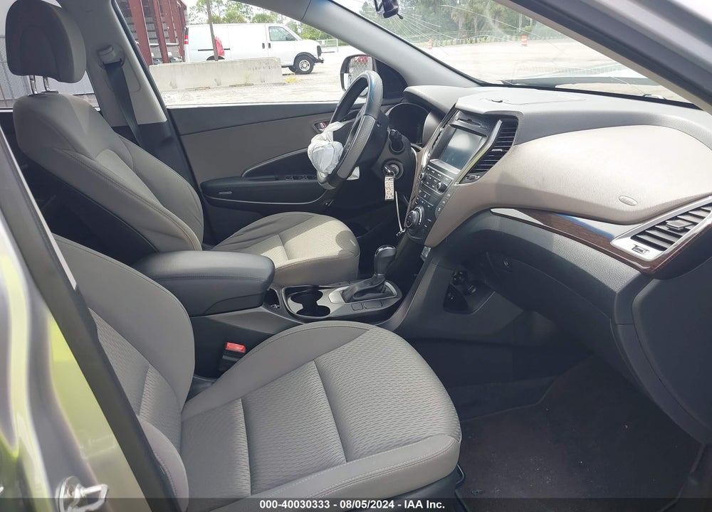 2018 HYUNDAI SANTA FE SE VIN: KM8SM4HF4JU273638