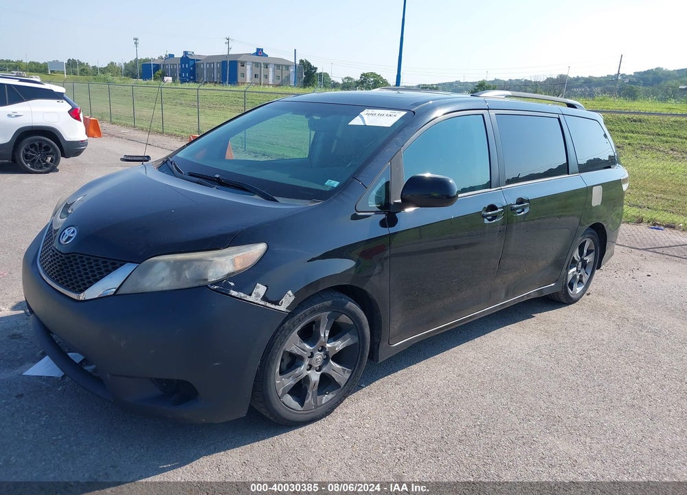 2012 TOYOTA SIENNA SE 8 PASSENGER VIN: 5TDXK3DCXCS226529