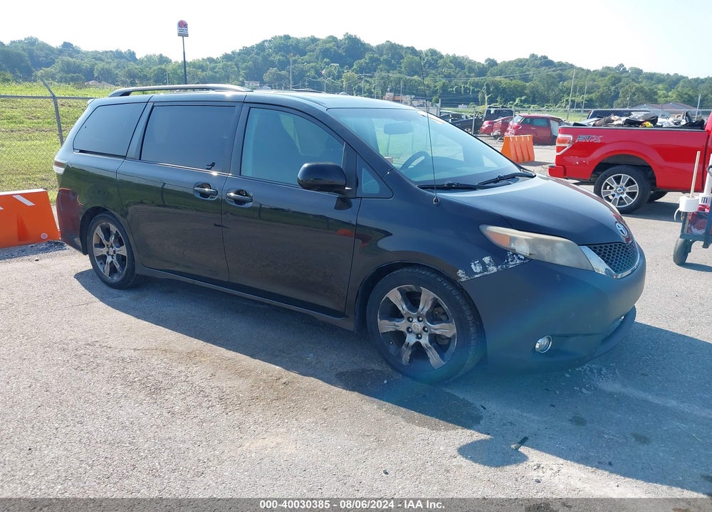 2012 TOYOTA SIENNA SE 8 PASSENGER VIN: 5TDXK3DCXCS226529