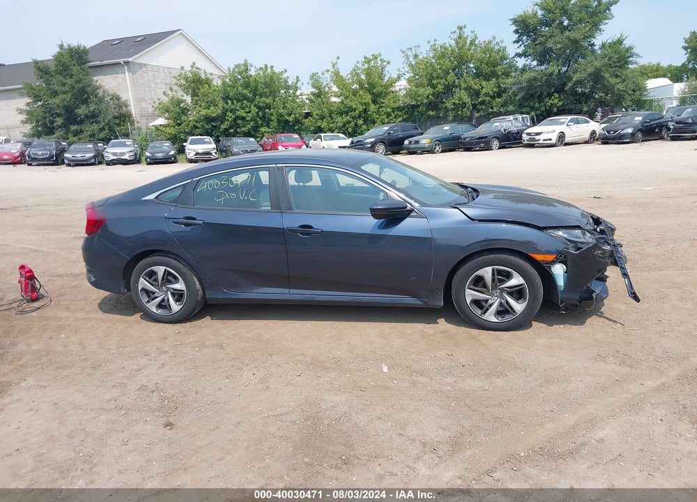 2019 HONDA CIVIC LX VIN: 19XFC2F6XKE031209