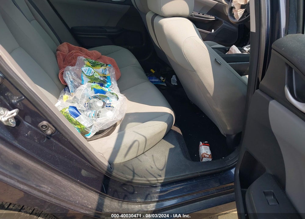 2019 HONDA CIVIC LX VIN: 19XFC2F6XKE031209