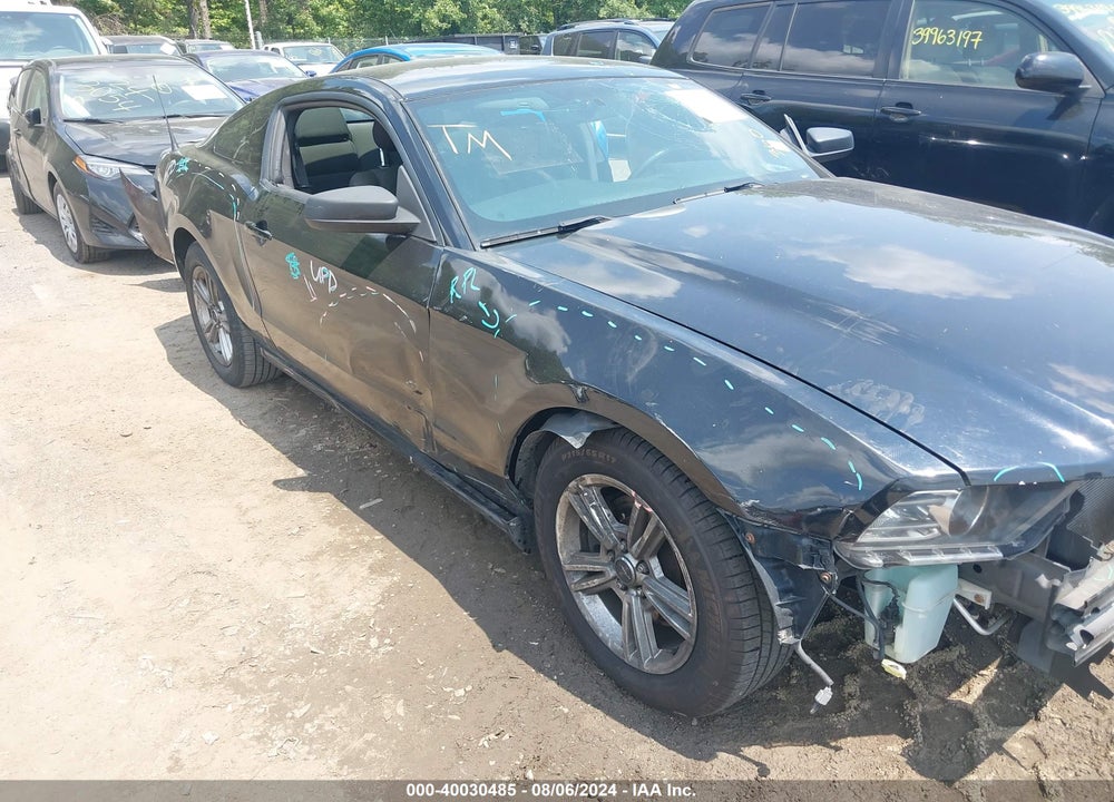 2014 FORD MUSTANG V6 VIN: 1ZVBP8AM7E5314059