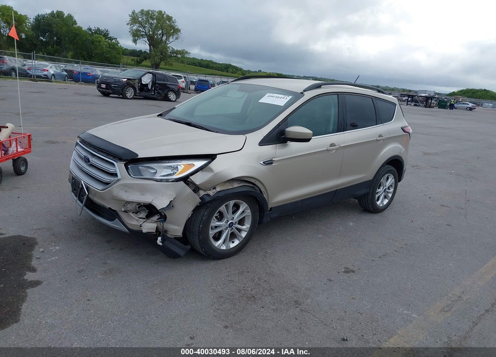 2018 FORD ESCAPE SE VIN: 1FMCU9GD5JUA56214